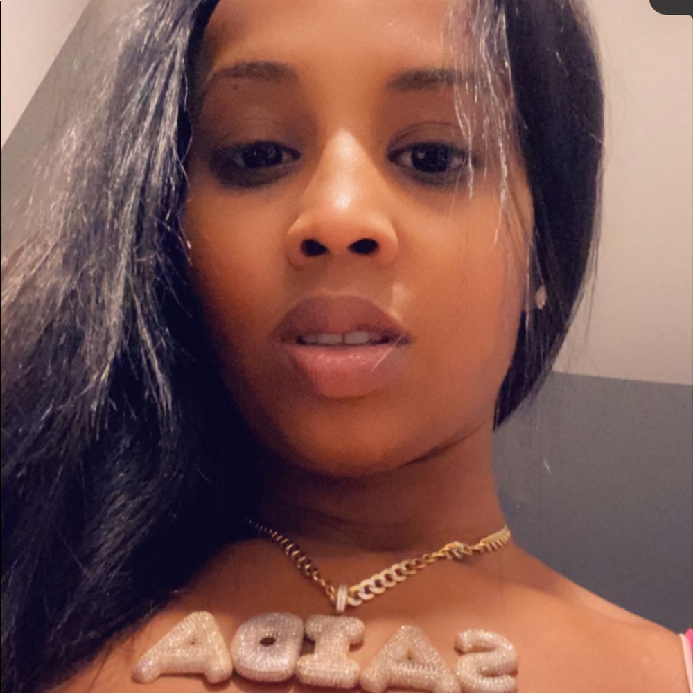 Meet your Posher, Saida